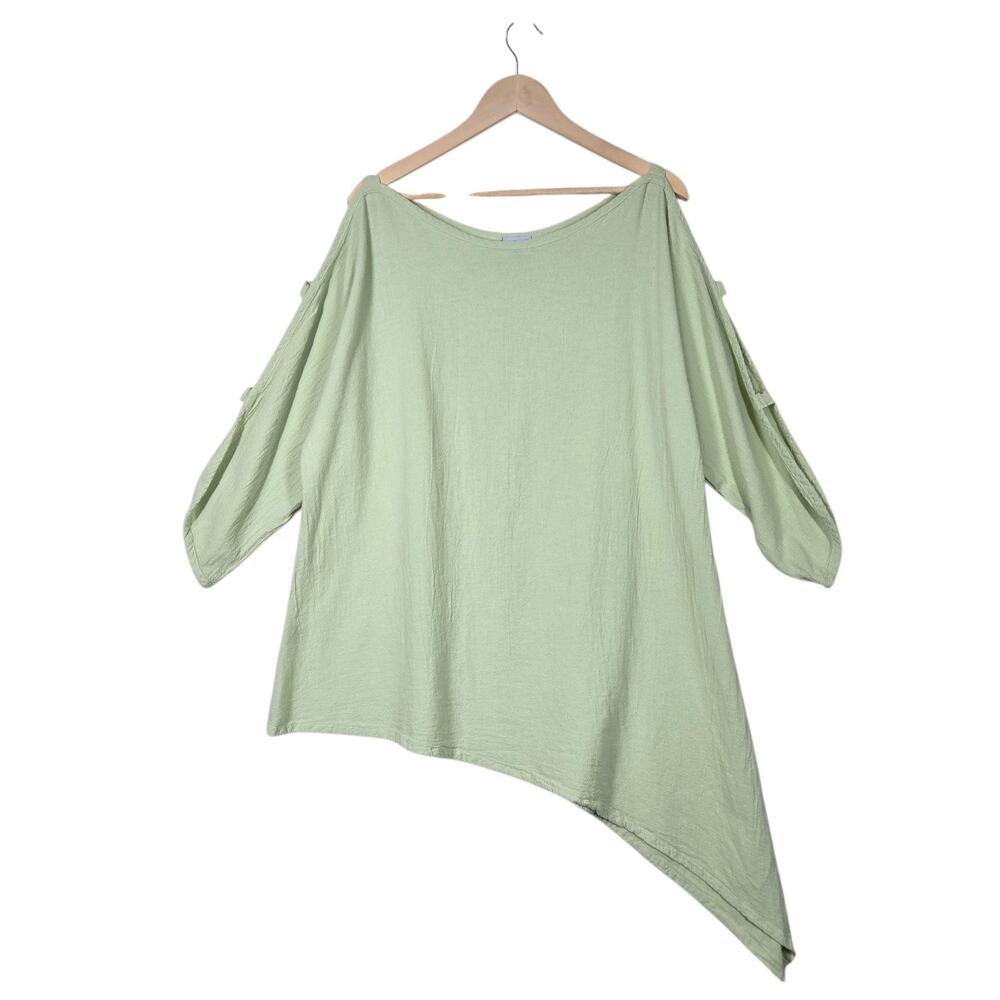 Oh My Gauze Top Green Cotton Asymmetrical Hem Cold Shoulder Peek A Boo Sleeve